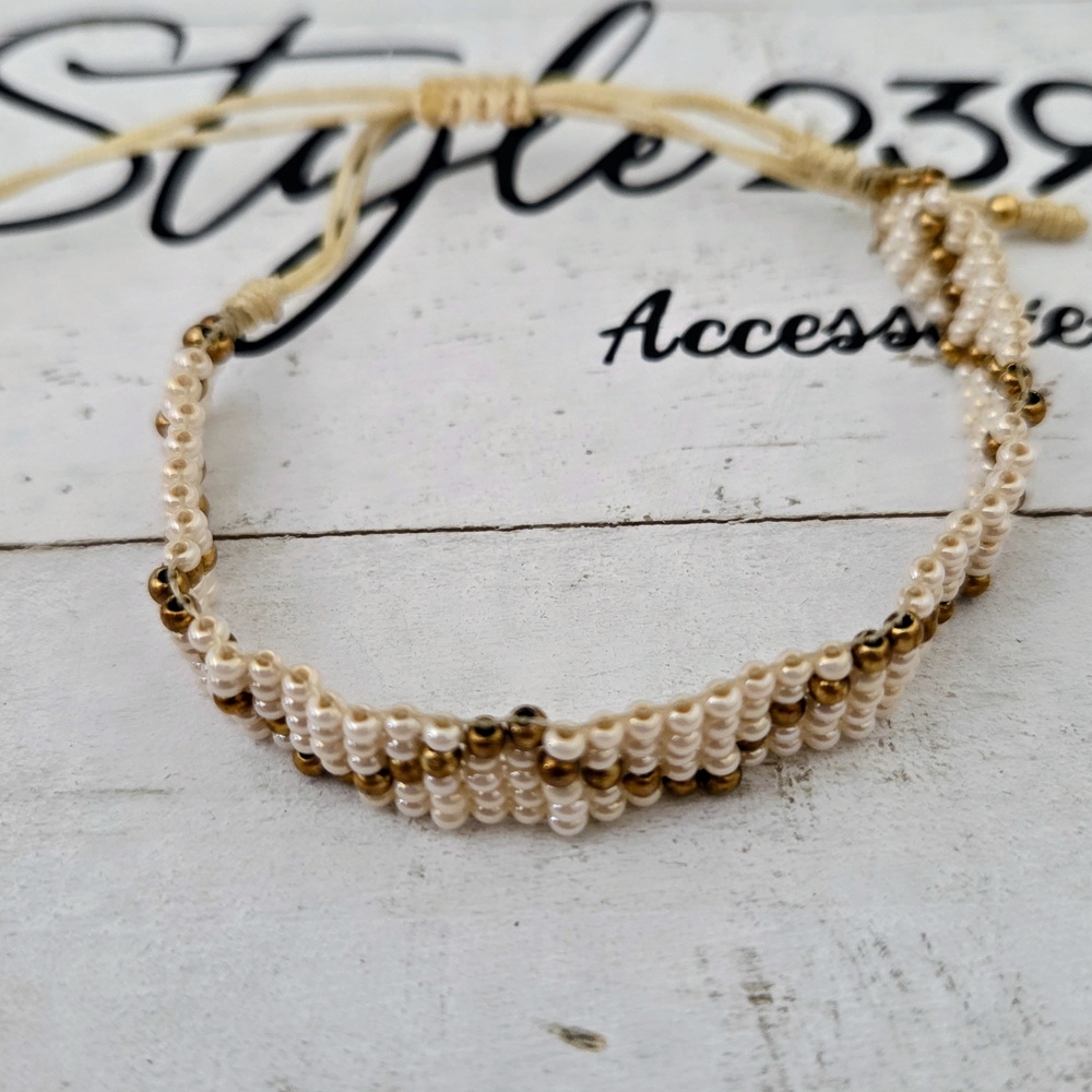 Miyuki Handmade Pearl Beaded Adjustable Bracelet - Cream & Gold